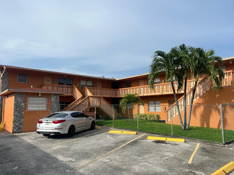 34 Units Hialeah Multi Family Hialeah, FL for Sale UK