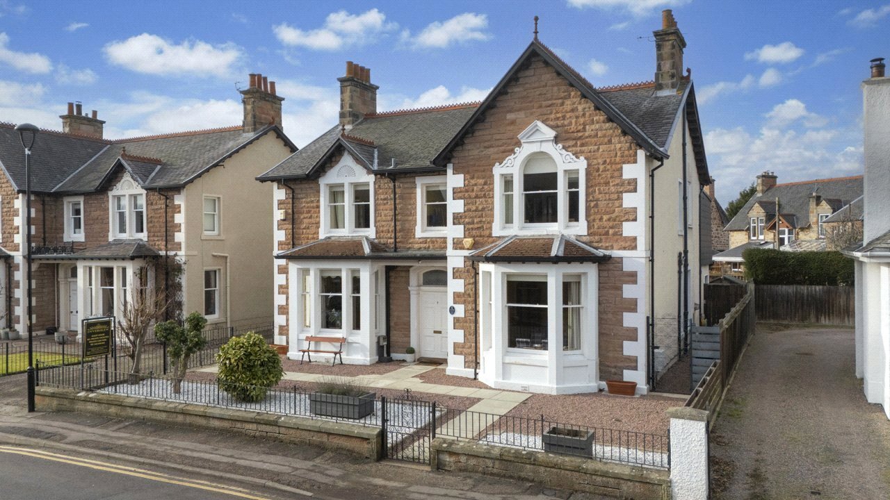 7 Abertarff Rd, Inverness for sale Building Photo- Image 1 of 19