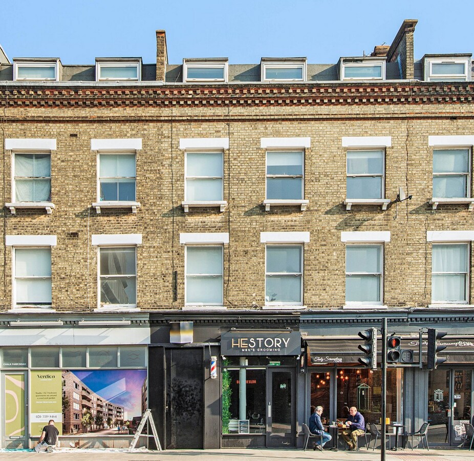 6770 Chalk Farm Rd, London, NW1 8AN UK