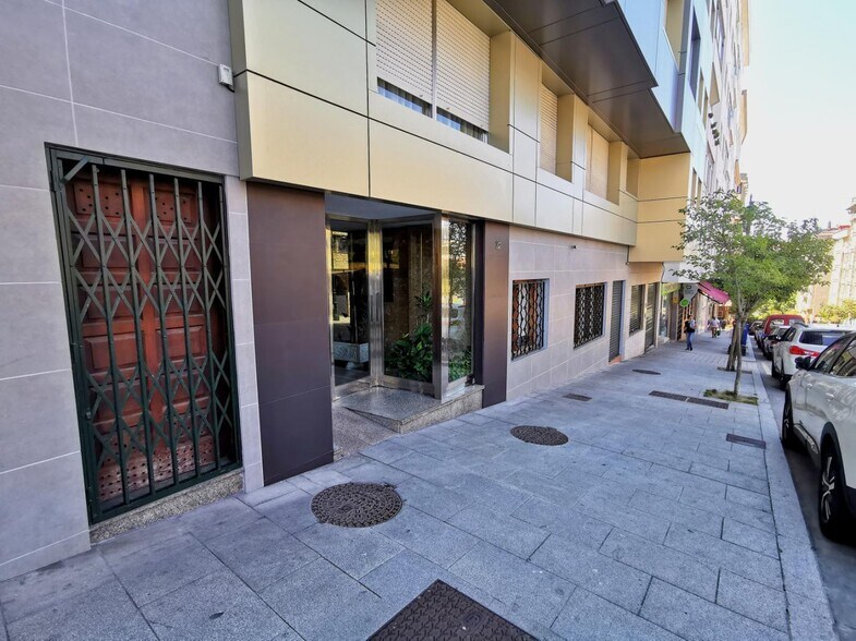 Retail in Vigo, Pontevedra for sale - Building Photo - Image 1 of 41