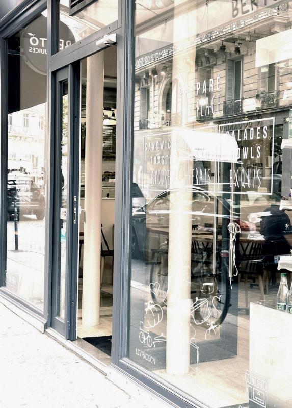Retail in Paris to rent Building Photo- Image 1 of 6