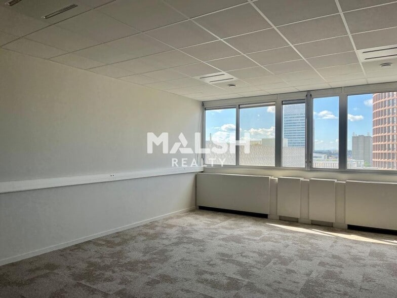 Office in Lyon to rent - Interior Photo - Image 3 of 12