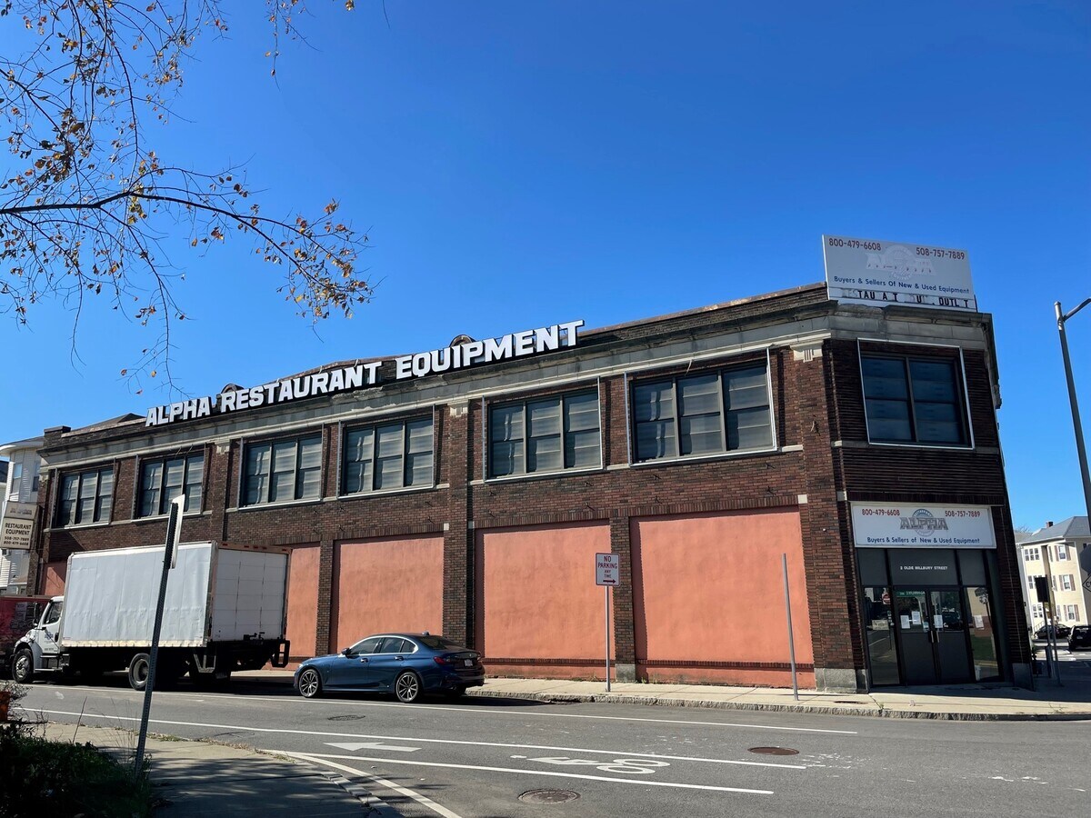 2 Olde Millbury St, Worcester 01610