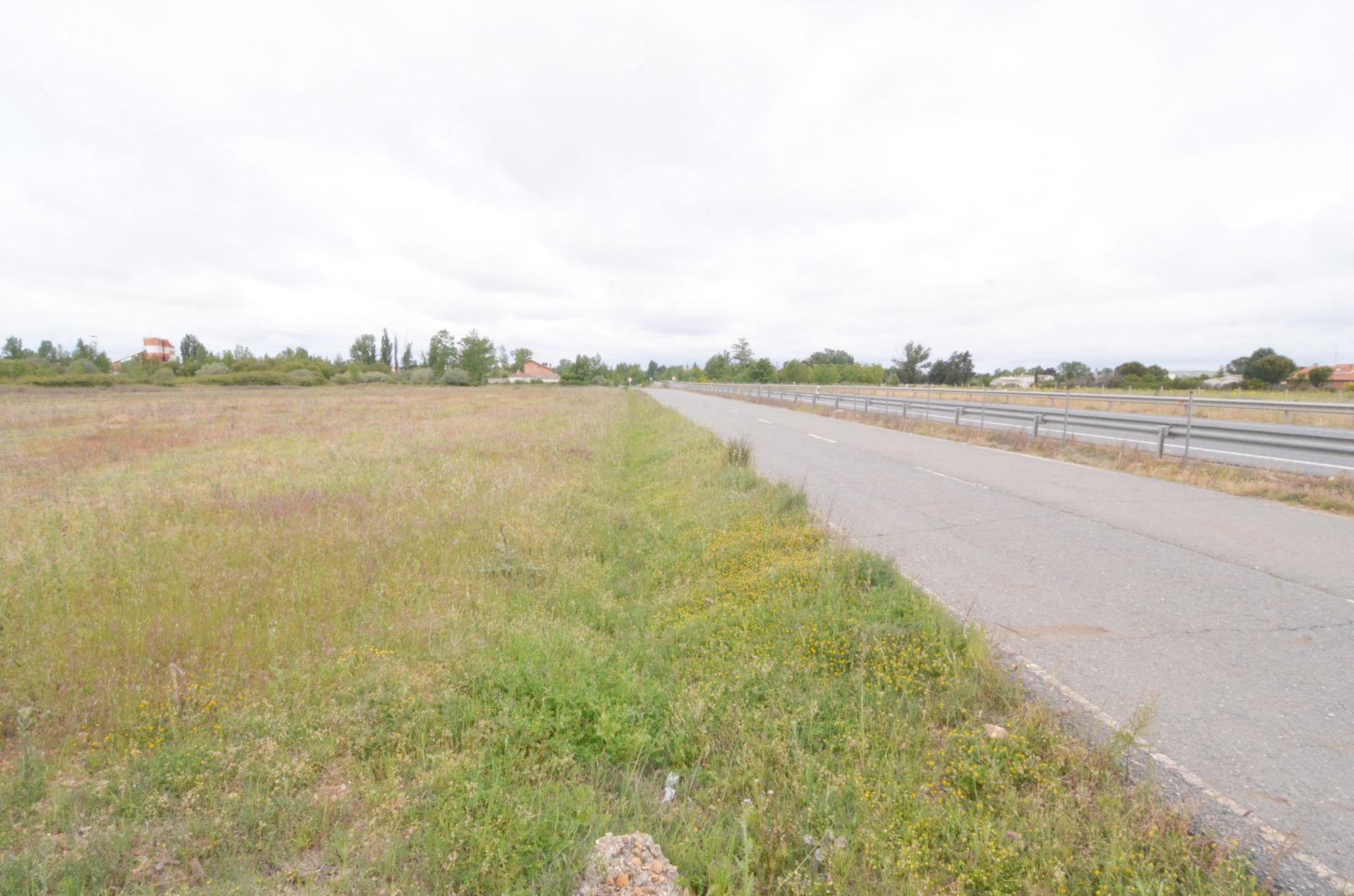 Land in Pelabravo, Salamanca to rent Site Plan- Image 1 of 13