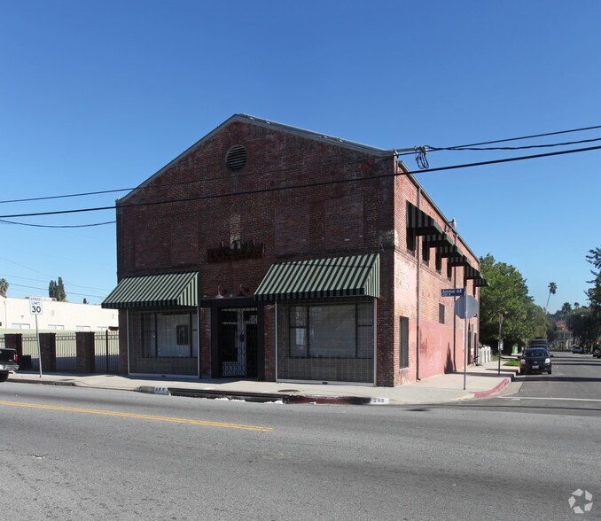 6405 Garvanza Ave, Los Angeles, CA for rent - Building Photo - Image 1 of 3