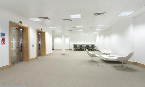75-77 Cornhill, London to rent - Interior Photo - Image 3 of 9