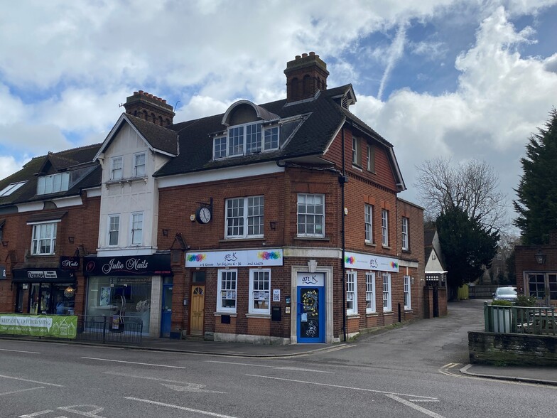 50 The St, Ashtead for rent - Building Photo - Image 1 of 7