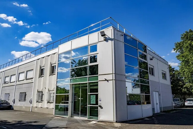 Location Bureaux 17 m² à 343 m²