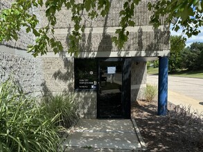 3526 W Liberty Rd, Ann Arbor, MI for rent Building Photo- Image 1 of 7