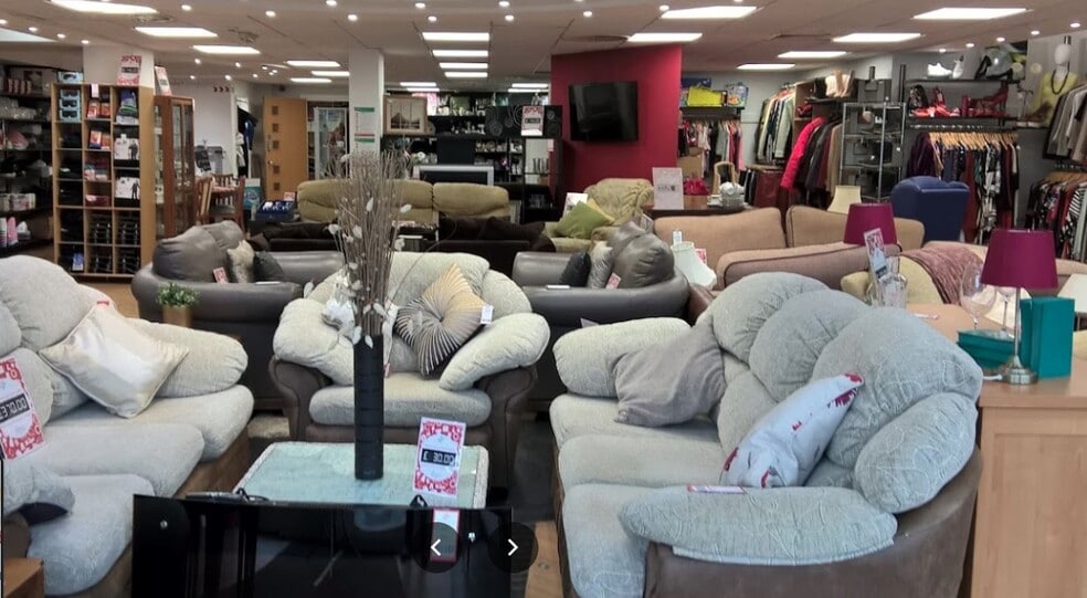 7-21 Churchill Way, Cardiff to rent - Interior Photo - Image 3 of 16