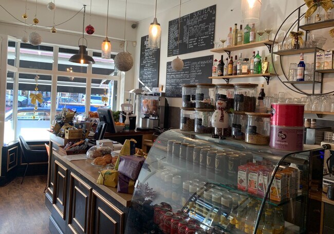 More details for 5 Main Para, Chorleywood - Retail to Rent