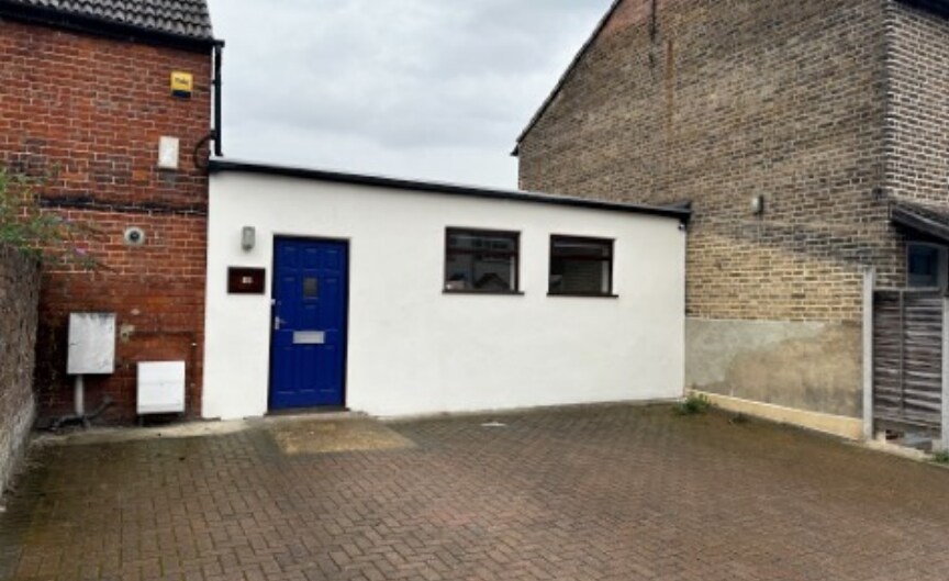 1B Haling Rd, South Croydon for sale Primary Photo- Image 1 of 1