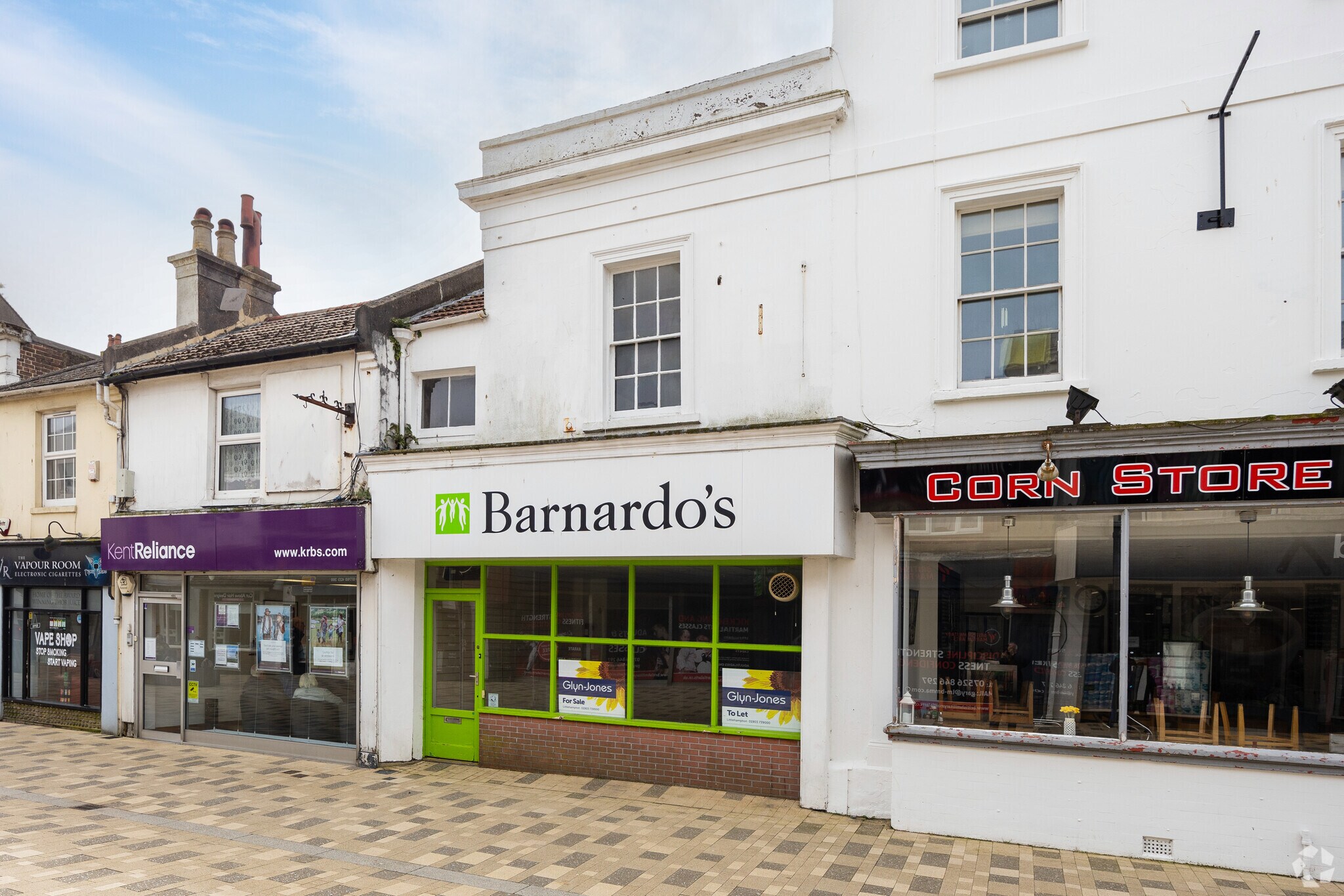 74 High St, Littlehampton to rent Primary Photo- Image 1 of 3