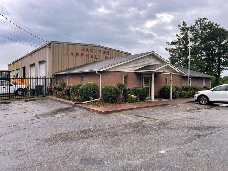 13161 Veterans Memorial Hwy, Douglasville, GA for sale - Primary Photo - Image 1 of 1