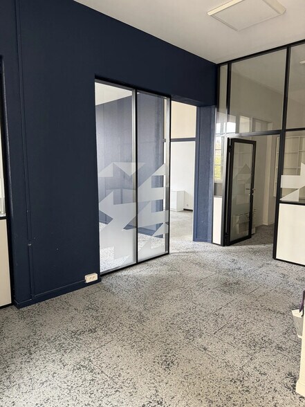 28 Allée De Tourny, Bordeaux to rent - Building Photo - Image 3 of 4