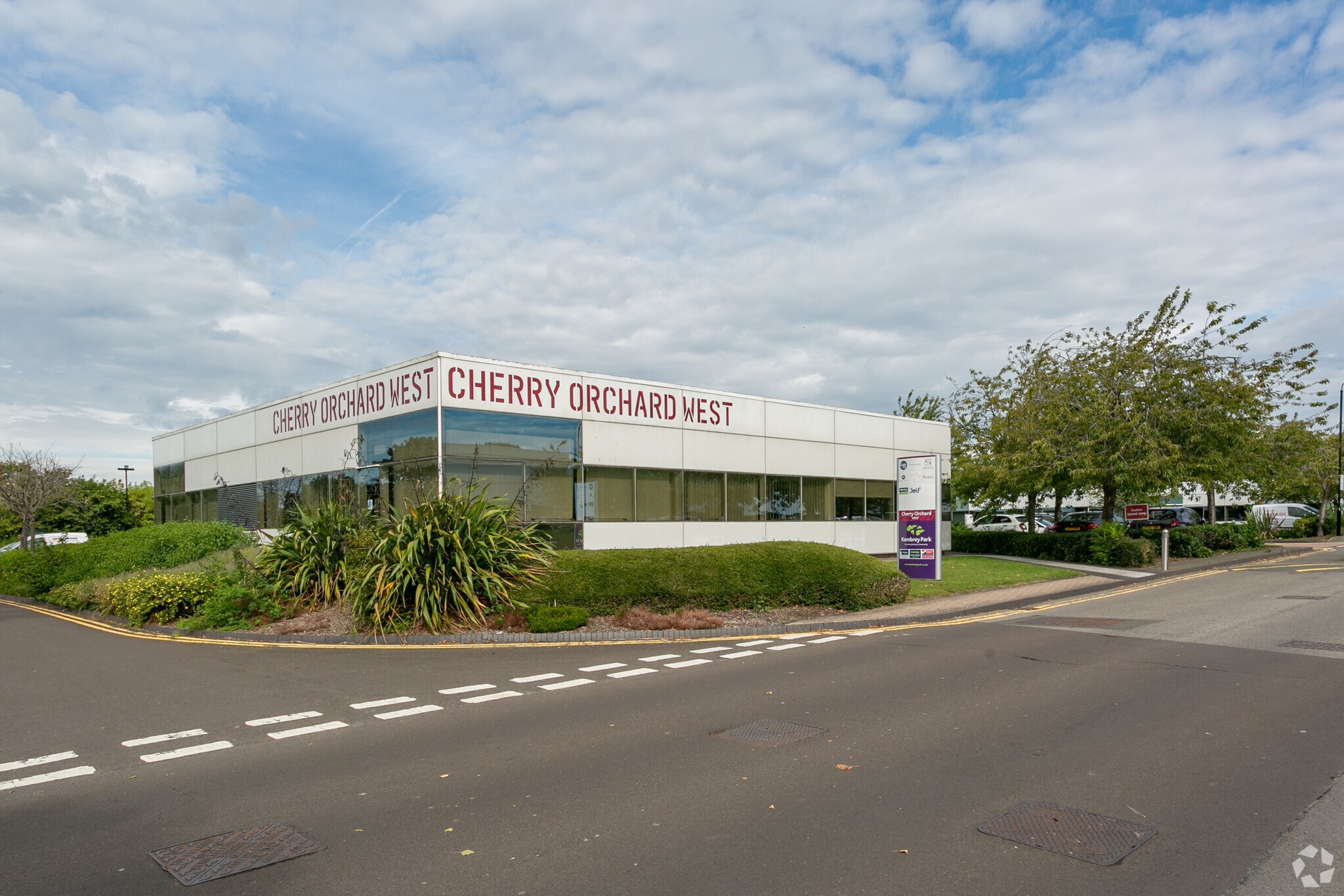 Cherry Orch W, Swindon for sale Building Photo- Image 1 of 1