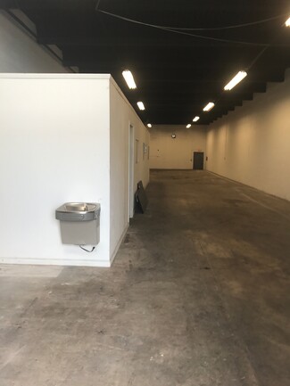 More details for 7301-7321 NE 1st Pl, Miami, FL - Industrial for Rent