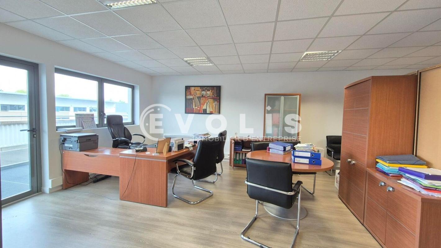 Office in Serris for sale Interior Photo- Image 1 of 8