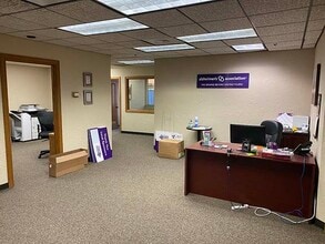 2993-2999 N Cole Rd, Boise, ID to rent Interior Photo- Image 1 of 12