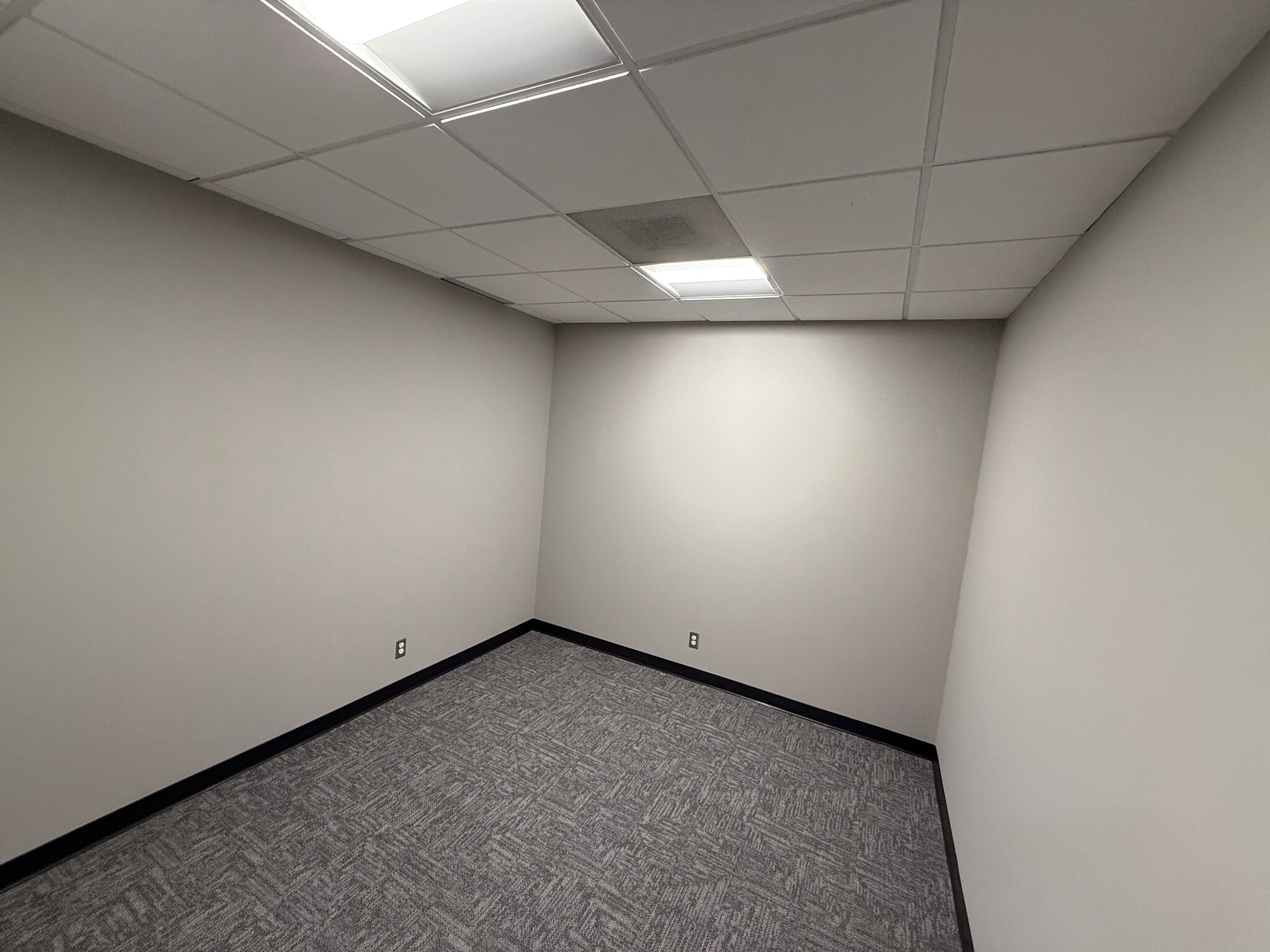 14110 N Dallas Pky, Dallas, TX to rent Interior Photo- Image 1 of 1