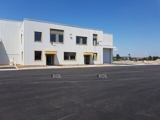 Industrial in Saint-Priest to rent - Building Photo - Image 2 of 15