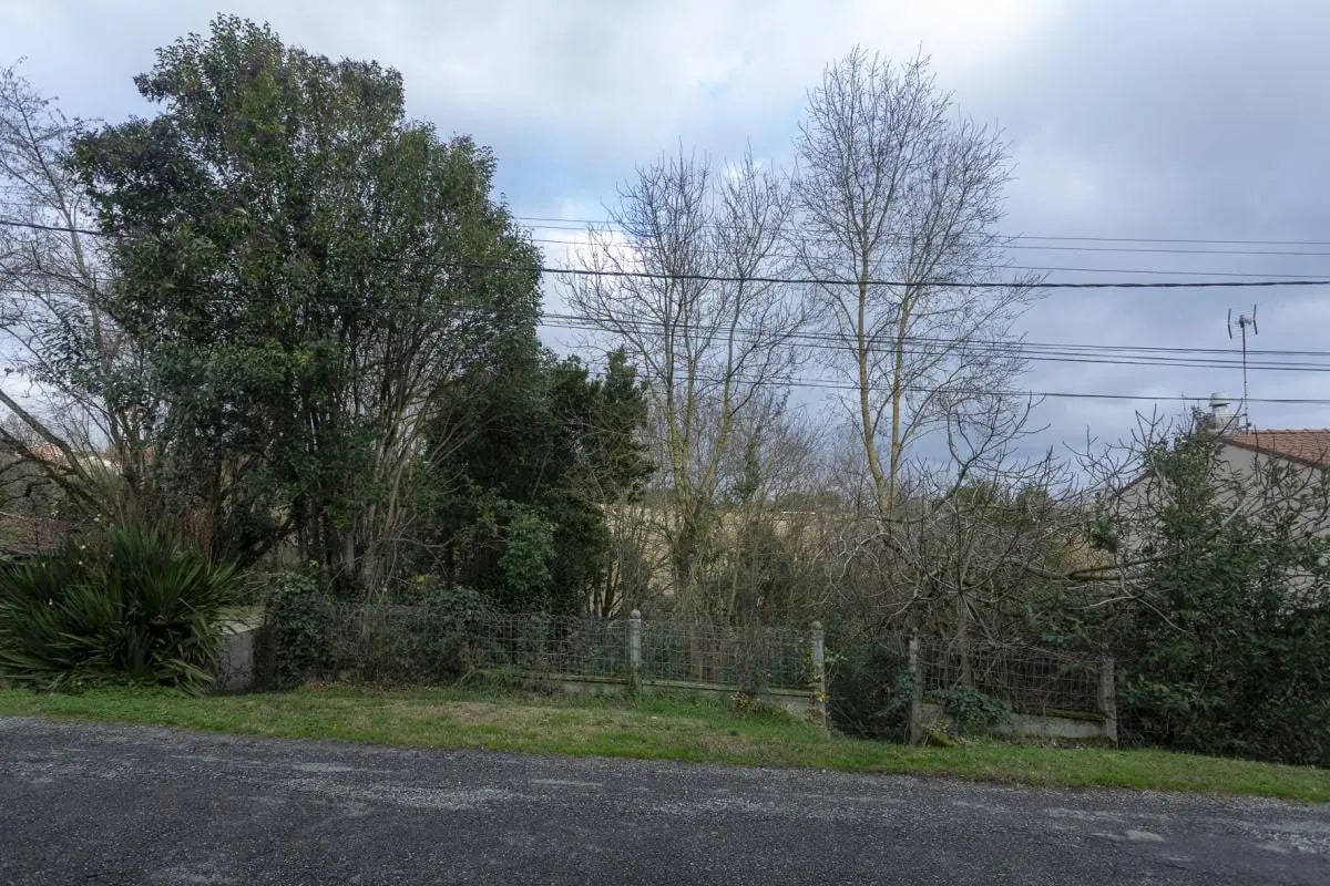 Rue Notre-Dame, Lanta for sale Building Photo- Image 1 of 7