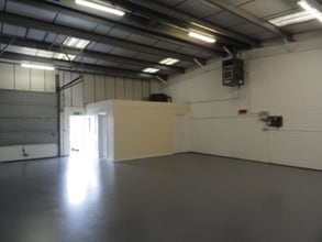 Montrose Rd, Chelmsford to rent Interior Photo- Image 2 of 3