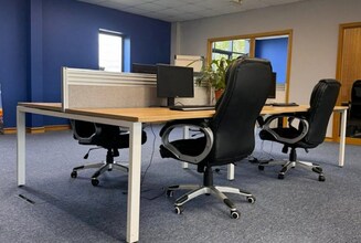 Europa Link, Sheffield to rent Interior Photo- Image 1 of 5