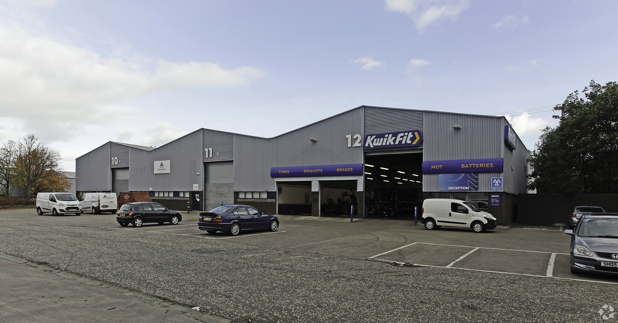 Belleknowes Industrial Est, Inverkeithing for sale Primary Photo- Image 1 of 1