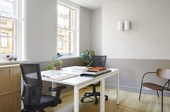 12 Hans Rd, London to rent Interior Photo- Image 1 of 10
