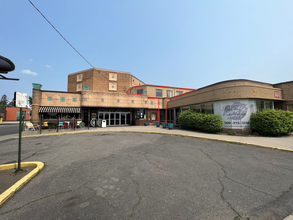 922 W Garland Ave, Spokane, WA for rent Building Photo- Image 1 of 9