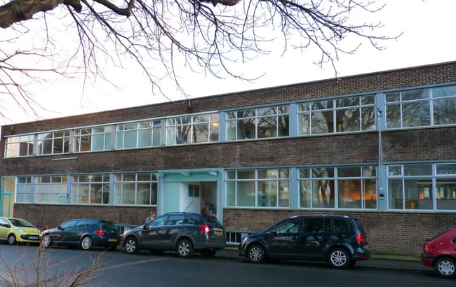 More details for 1 Commercial Rd, Eastbourne - Office to Rent
