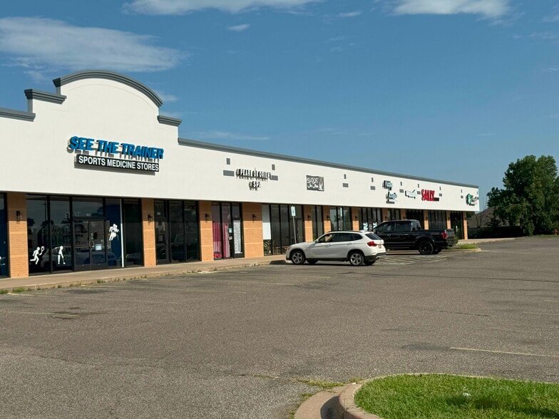 2100 W Danforth Rd, Edmond, OK to rent - Building Photo - Image 3 of 6