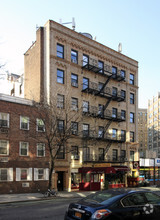 76-78 Carmine St, New York, NY for sale Building Photo- Image 1 of 1