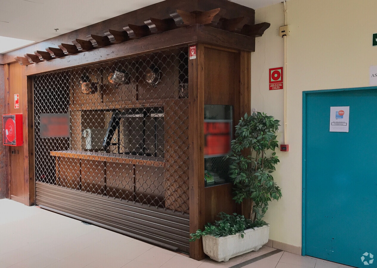 Plaza del Toro, 1, Tres Cantos, MAD 28760 - - - Interior Photo - Image 2 of 2