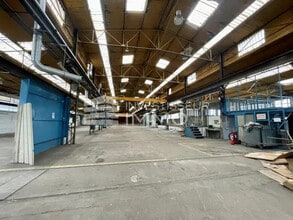 Industrial in Meaux for sale Interior Photo- Image 1 of 6