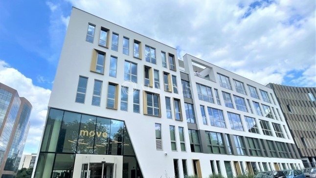 Office in Fontenay-sous-Bois to rent - Building Photo - Image 1 of 7