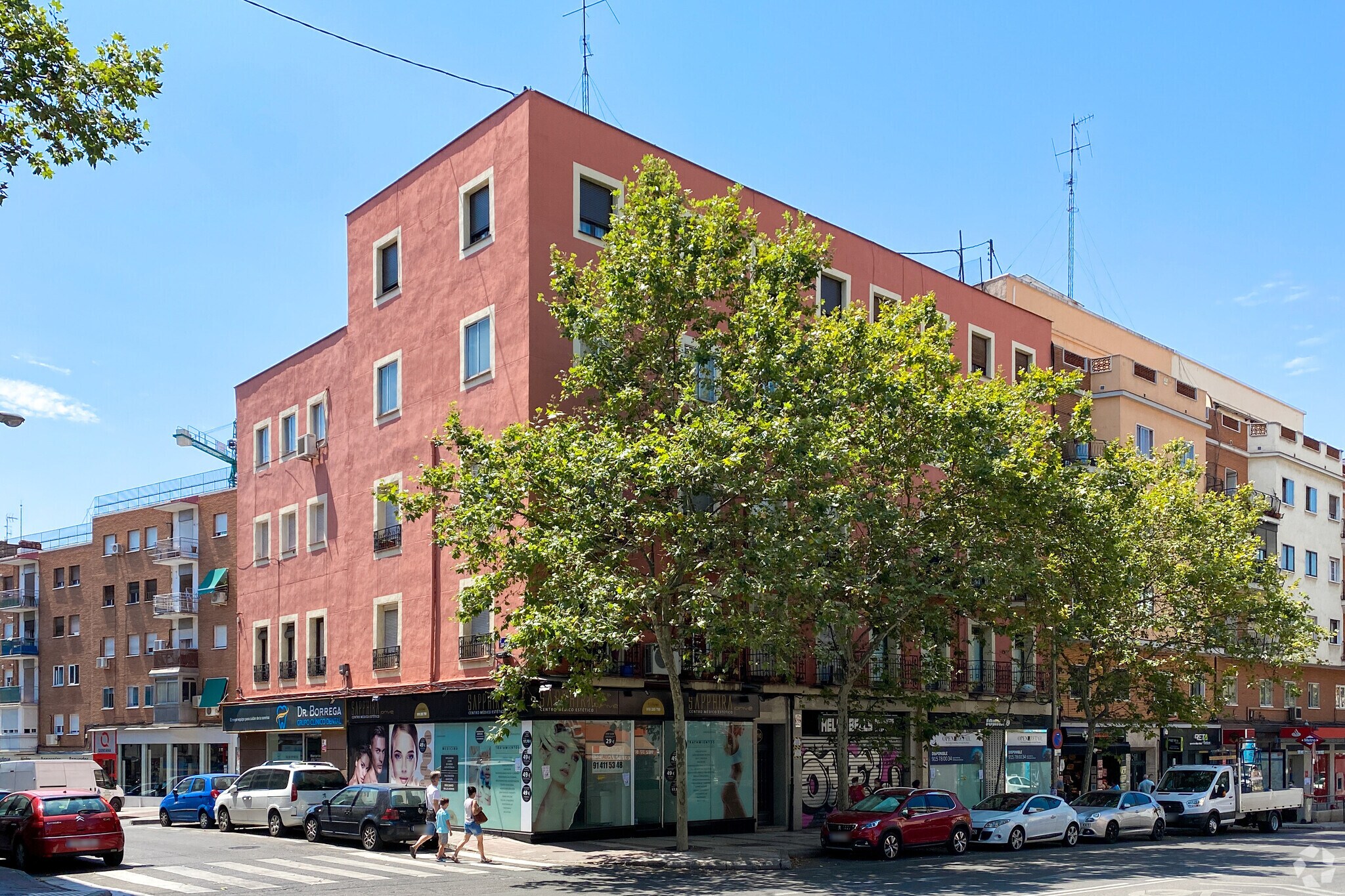 Retail in Madrid, Madrid to rent Primary Photo- Image 1 of 2