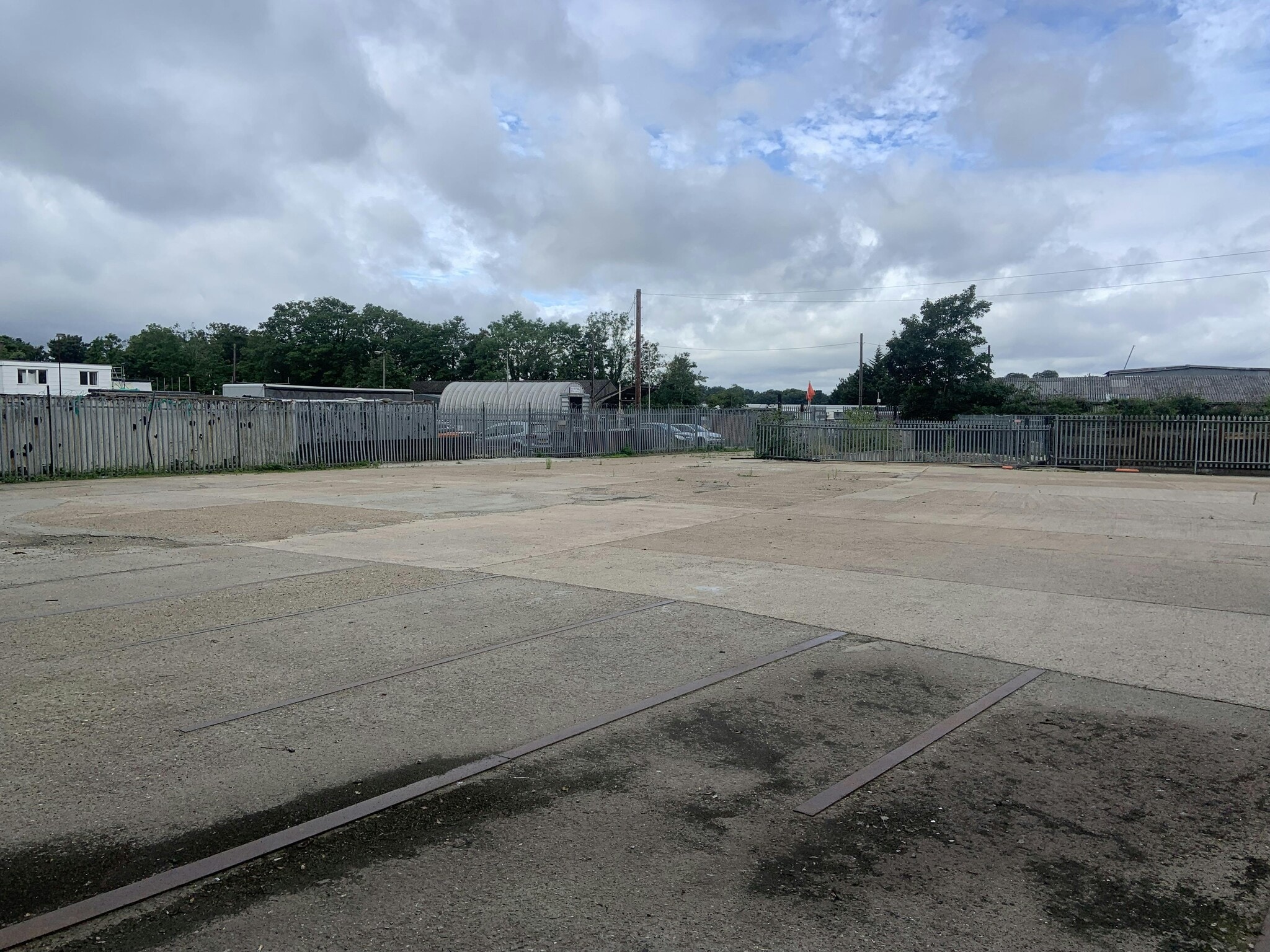 Selsdon Rd, South Croydon to rent Building Photo- Image 1 of 6