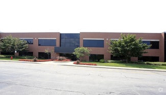 More details for 4200 Cantera Dr, Warrenville, IL - Office for Sale