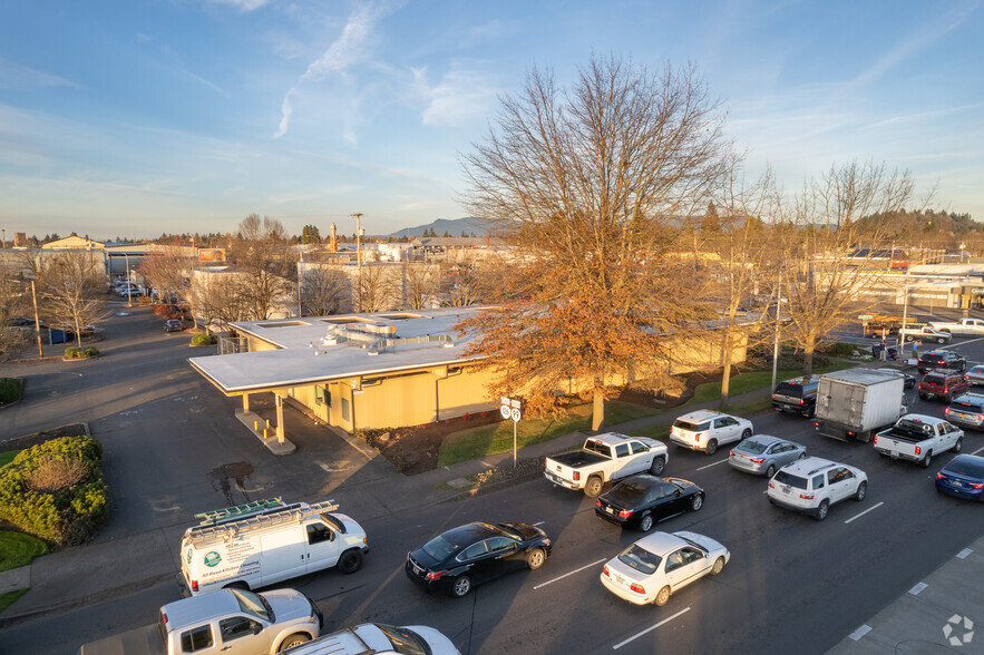 1717 W 7th Ave, Eugene, OR for rent - Building Photo - Image 2 of 4