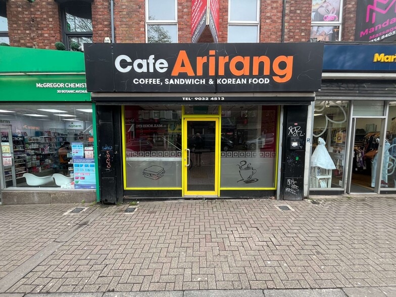 32-34A Botanic Av, Belfast to rent - Building Photo - Image 2 of 6