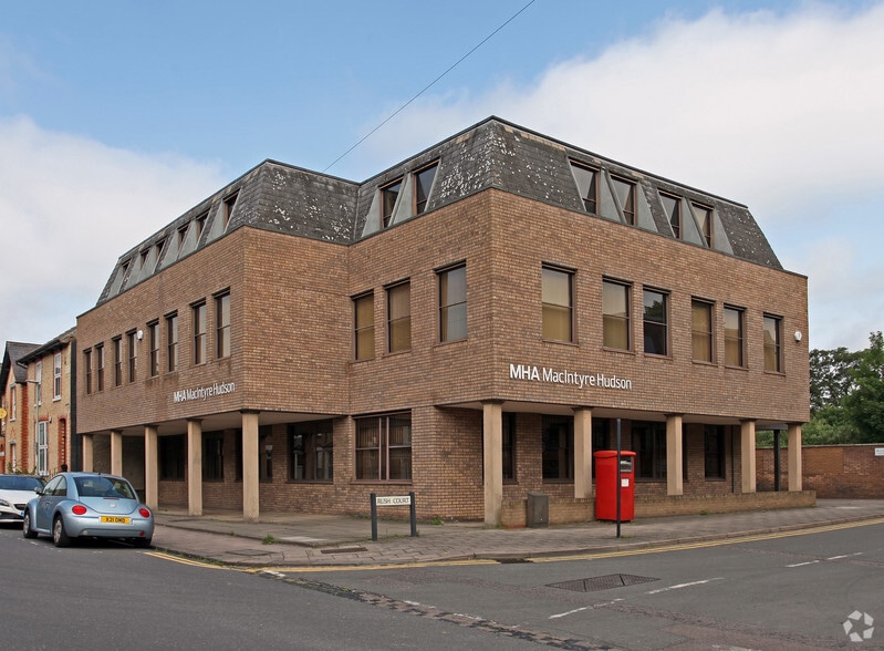 812 Grove Pl, Bedford, MK40 3JJ UK