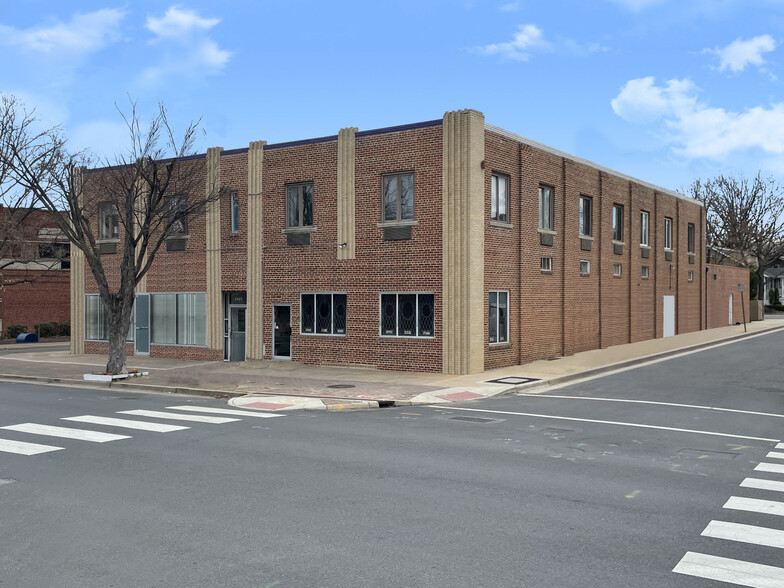 2423-2425 Mount Vernon Ave, Alexandria, VA for rent - Building Photo - Image 2 of 6