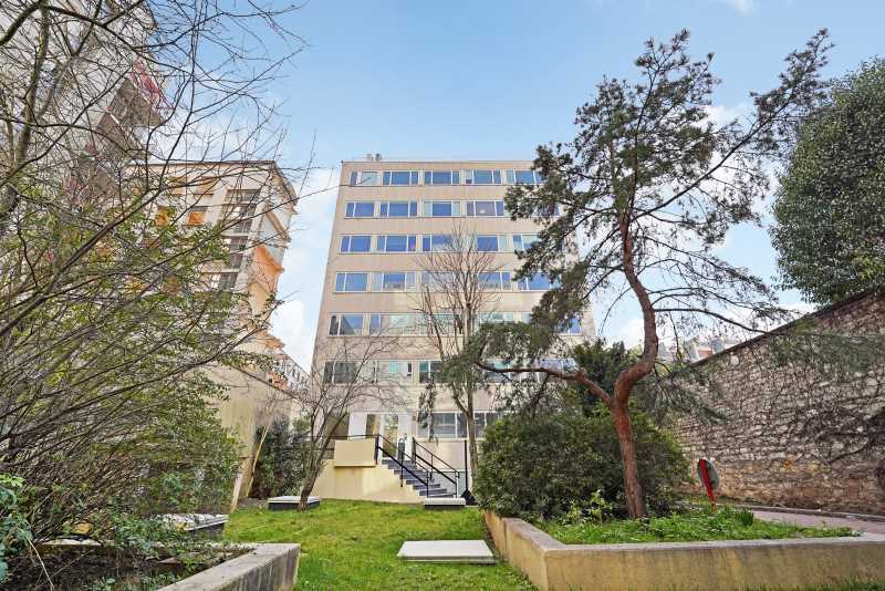 Office in Neuilly-sur-Seine to rent - Building Photo - Image 2 of 13