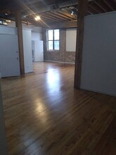 348 N Ashland Ave, Chicago, IL for rent Building Photo- Image 1 of 11