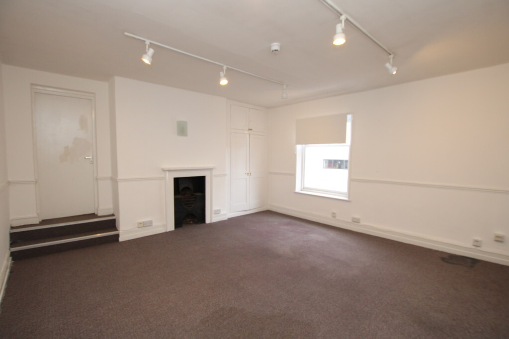 38-39 Silver St, Lincoln for rent Interior Photo- Image 1 of 3