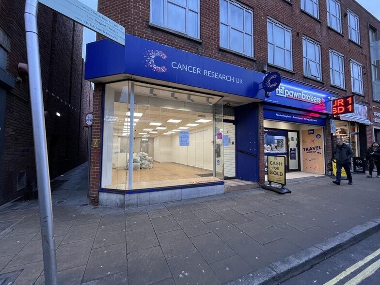 26 Upper Brook St, Ipswich to rent - Building Photo - Image 1 of 1