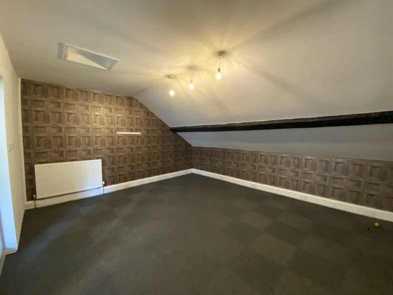 Whitchurch Rd, Tattenhall for rent - Interior Photo - Image 2 of 4