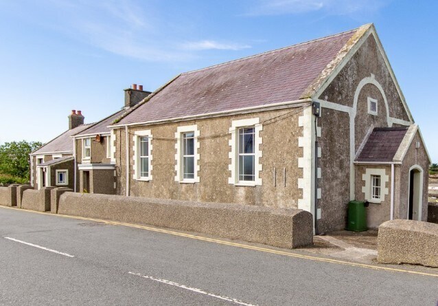 Cemaes Bay, Cemaes Bay for sale - Primary Photo - Image 1 of 1